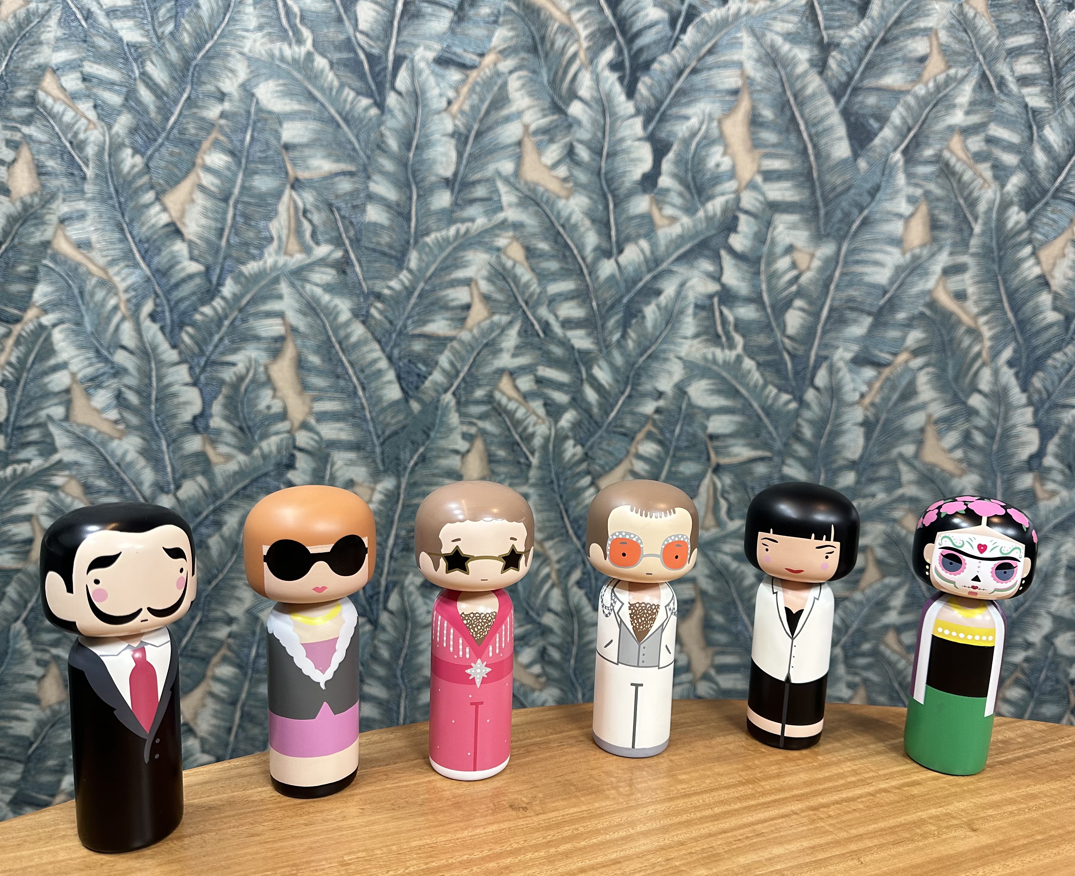 Muñecas Kokeshi De Artistas Famosos Del Mundo