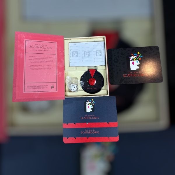Juegos de mesa clásicos: Scattergories, Taboo y Chess