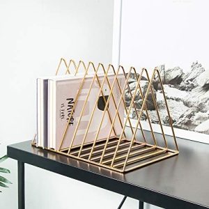 Estantes triangulares para libros y revistas